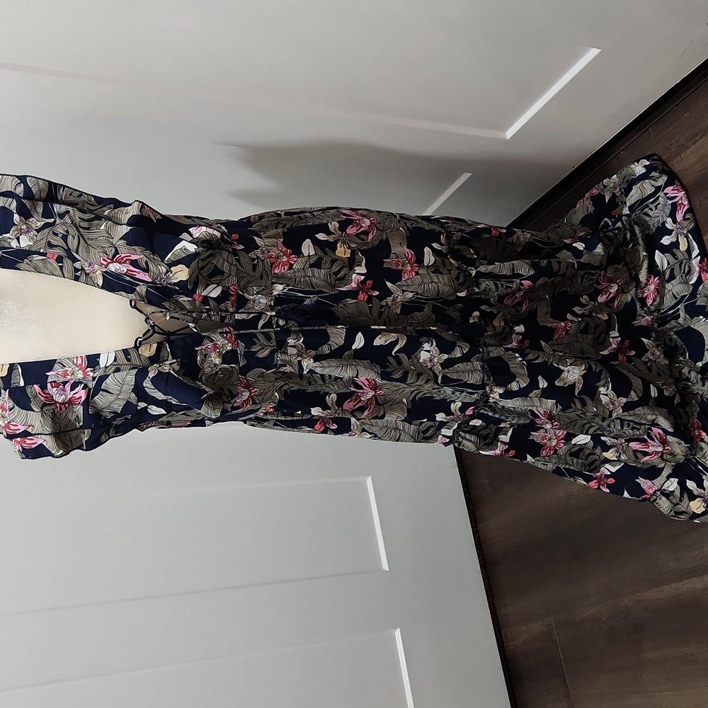 America & Beyond Maui Nights floral maxi dress M